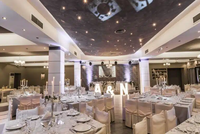 Αίθουσα Grand